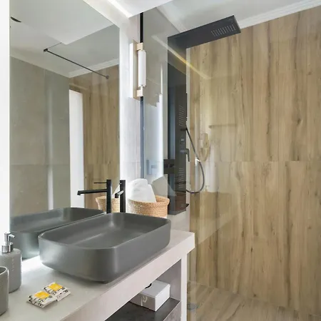 Mella Roa - Ivory Lägenhet